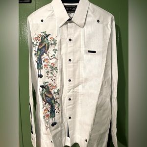 Guayabera Yucatán style shirt